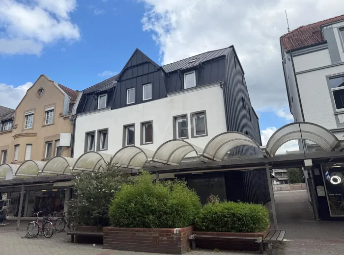 3badf7b7-dd2d-421d-b8cc-bb6ccc78040f-1954234839